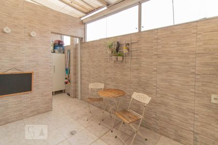 Casa para alugar com 112m², 3 quartos e 2 vagas Casa para alugar com 112m², 3 quartos e 2 vagasEspaço Gourmet