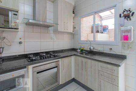 Casa para alugar com 112m², 3 quartos e 2 vagas Casa para alugar com 112m², 3 quartos e 2 vagasCozinha
