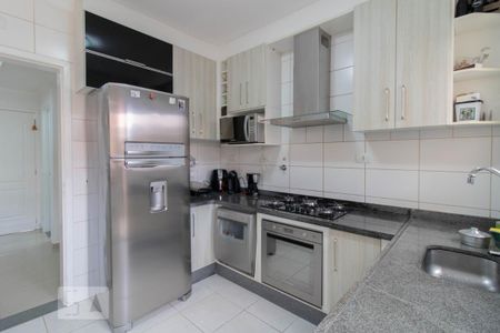 Casa para alugar com 112m², 3 quartos e 2 vagas Casa para alugar com 112m², 3 quartos e 2 vagasCozinha