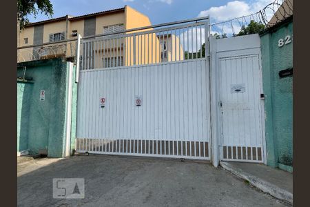 Casa para alugar com 112m², 3 quartos e 2 vagas Casa para alugar com 112m², 3 quartos e 2 vagasFachada