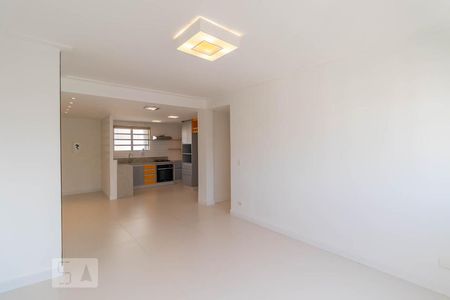 Sala de apartamento para alugar com 2 quartos, 83m² em Pinheiros, São Paulo