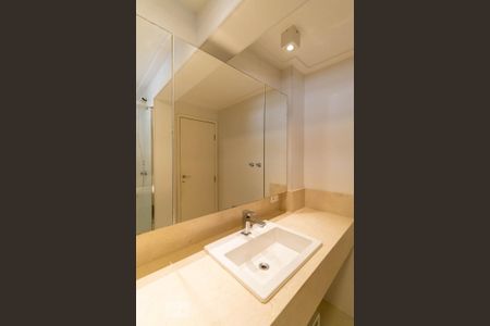 Apartamento para alugar com 83m², 2 quartos e 1 vagaBanheiro da suíte