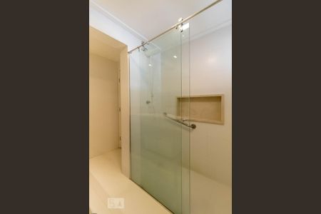 Apartamento para alugar com 83m², 2 quartos e 1 vagaBanheiro da suíte