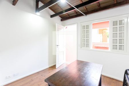 Casa para alugar com 90m², 3 quartos e 1 vaga Casa para alugar com 90m², 3 quartos e 1 vagaEdícula