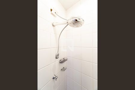 Casa para alugar com 90m², 3 quartos e 1 vaga Casa para alugar com 90m², 3 quartos e 1 vagaChuveiro do Banheiro de Serviço