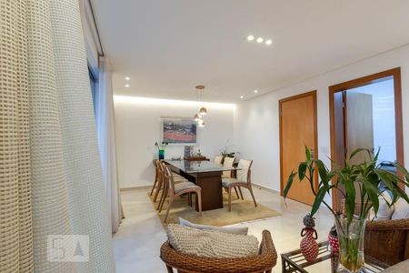 Apartamento para alugar com 150m², 4 quartos e 4 vagasSala