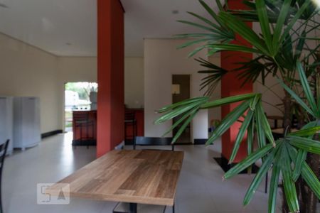 Apartamento à venda com 74m², 3 quartos e 2 vagas Apartamento à venda com 74m², 3 quartos e 2 vagasÁrea comum - Salão de festas