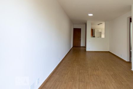 Sala de apartamento à venda com 3 quartos, 74m² em Jardim Ampliação, São Paulo