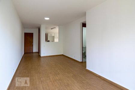 Sala de apartamento à venda com 3 quartos, 74m² em Jardim Ampliação, São Paulo