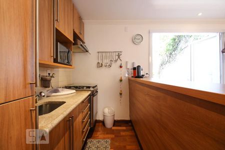 Casa à venda com 150m², 3 quartos e 1 vaga Casa à venda com 150m², 3 quartos e 1 vagaCozinha