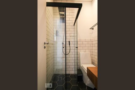 Casa à venda com 150m², 3 quartos e 1 vaga Casa à venda com 150m², 3 quartos e 1 vagaBanheiro de Serviço