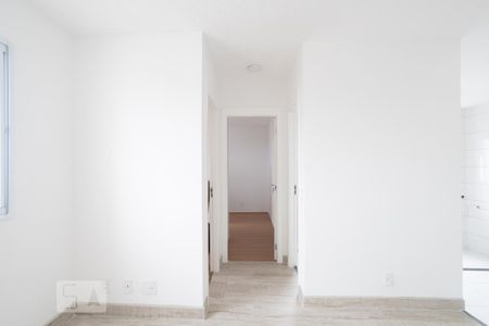 Corredor de apartamento à venda com 2 quartos, 44m² em Vila Ema, São Paulo