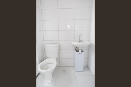 Banheiro de apartamento à venda com 2 quartos, 44m² em Vila Ema, São Paulo