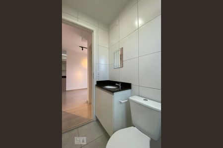Apartamento para alugar com 55m², 2 quartos e 1 vaga Apartamento para alugar com 55m², 2 quartos e 1 vagaBanheiro