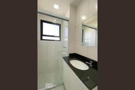 Apartamento para alugar com 55m², 2 quartos e 1 vaga Apartamento para alugar com 55m², 2 quartos e 1 vagaBanheiro do Quarto 2