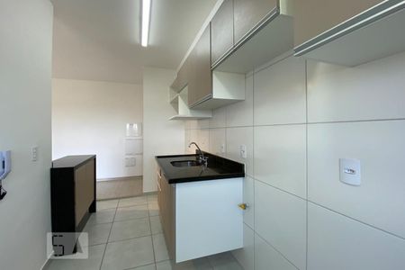 Apartamento para alugar com 55m², 2 quartos e 1 vaga Apartamento para alugar com 55m², 2 quartos e 1 vagaCozinha