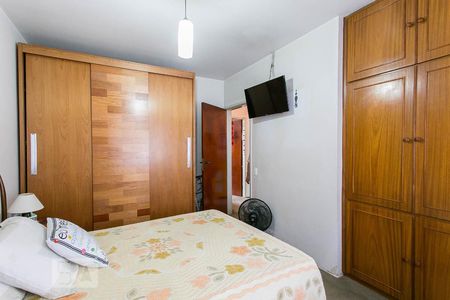 Quarto 1 de casa à venda com 2 quartos, 110m² em Vila Carrão, São Paulo