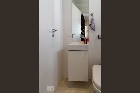 Apartamento para alugar com 150m², 3 quartos e 3 vagasBanheiro de Serviço