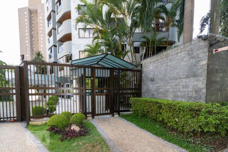 Apartamento para alugar com 150m², 3 quartos e 3 vagasFachada