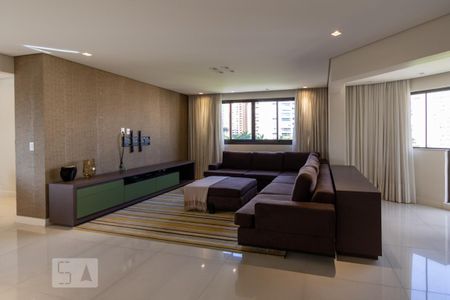 Sala de apartamento para alugar com 3 quartos, 150m² em Vila Andrade, São Paulo