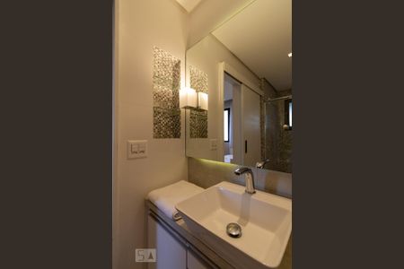 Apartamento para alugar com 150m², 3 quartos e 3 vagasBanheiro da Suíte 1
