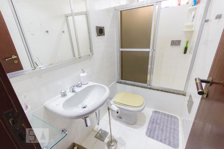 Apartamento para alugar com 58m², 2 quartos e 1 vaga Apartamento para alugar com 58m², 2 quartos e 1 vagaBanheiro