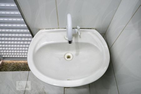 Casa para alugar com 300m², 5 quartos e 3 vagasBanheiro de serviço