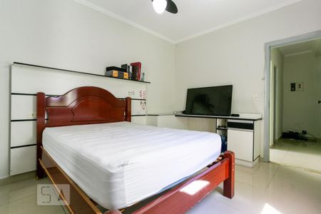 Suíte 1 de casa para alugar com 5 quartos, 300m² em Parque Peruche, São Paulo