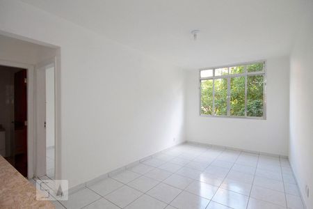 Sala de apartamento para alugar com 1 quarto, 50m² em Bela Vista, São Paulo