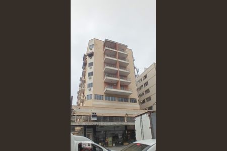 Apartamento à venda com 90m², 3 quartos e 1 vaga Apartamento à venda com 90m², 3 quartos e 1 vagaFachada