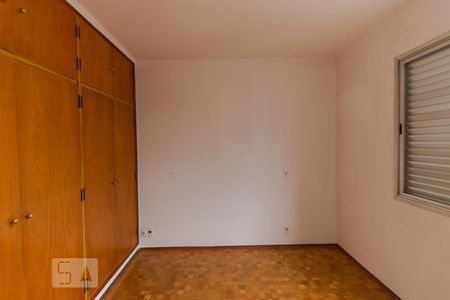 Quarto 01 de apartamento à venda com 2 quartos, 74m² em Centro, Campinas