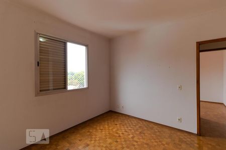 Quarto 01 de apartamento à venda com 2 quartos, 74m² em Centro, Campinas