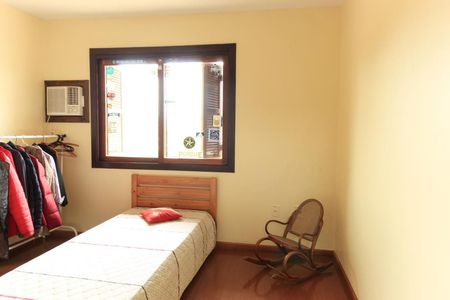 Casa de condomínio à venda com 195m², 3 quartos e 2 vagasQuarto 2