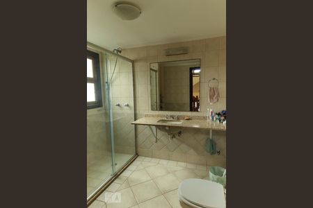 Casa de condomínio à venda com 195m², 3 quartos e 2 vagasBanheiro