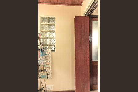 Casa de condomínio à venda com 195m², 3 quartos e 2 vagasDespensa