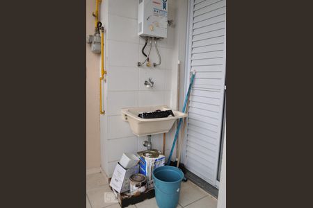 Apartamento para alugar com 64m², 2 quartos e 1 vagaÁrea de serviço