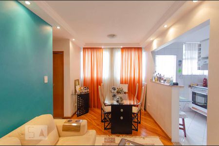 Sala de apartamento para alugar com 2 quartos, 55m² em Vila Silvia, São Paulo