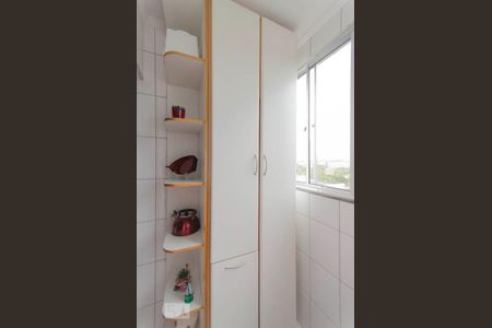 Apartamento para alugar com 55m², 2 quartos e 1 vagaÁrea de Serviço