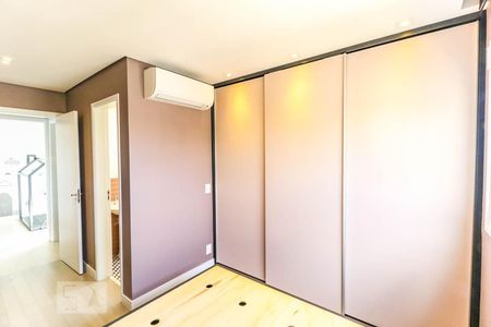 Apartamento à venda com 70m², 2 quartos e 2 vagasSuíte