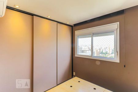 Apartamento à venda com 70m², 2 quartos e 2 vagasSuíte