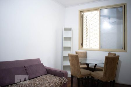 Sala de Estar de apartamento à venda com 1 quarto, 42m² em Praia de Belas, Porto Alegre