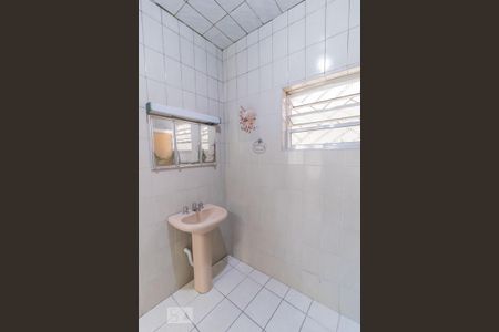 Casa para alugar com 80m², 2 quartos e 1 vagaBanheiro