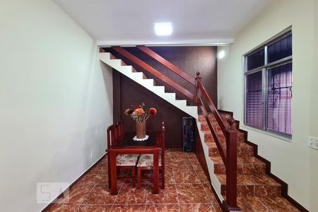 Sala de casa à venda com 5 quartos, 135m² em Cachambi, Rio de Janeiro