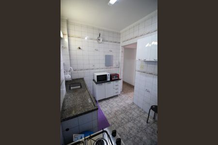 Apartamento à venda com 90m², 3 quartos e sem vagaCozinha