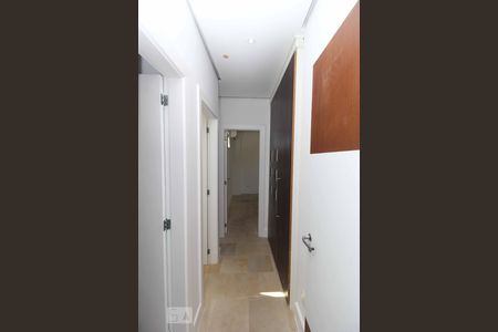 Corredor de apartamento à venda com 3 quartos, 160m² em Urca, Rio de Janeiro