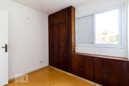 Quarto de apartamento à venda com 1 quarto, 38m² em Jardim Vila Mariana, São Paulo