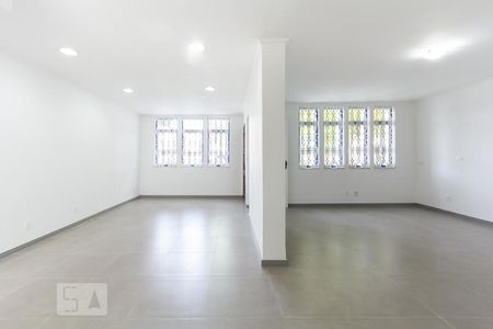 Sala de casa à venda com 3 quartos, 400m² em Vila Olímpia, São Paulo