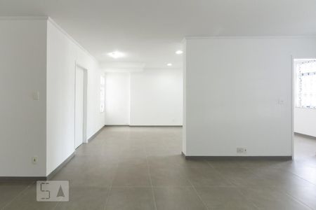 Sala de casa à venda com 3 quartos, 400m² em Vila Olímpia, São Paulo