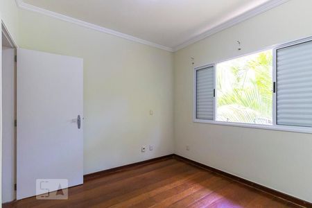 Casa de condomínio à venda com 425m², 4 quartos e 6 vagasQuarto 4 - Suíte 4