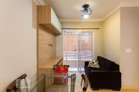 Sala de apartamento para alugar com 2 quartos, 48m² em São Pedro, Osasco